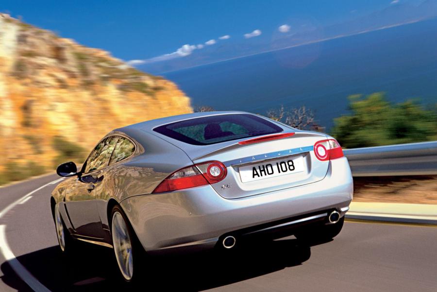  Jaguar XK 2005 года  (фото 27 из 28)